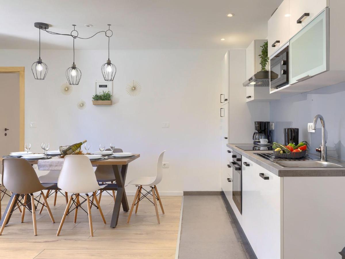 Holiday Home Laura By Interhome Pula Zewnętrze zdjęcie