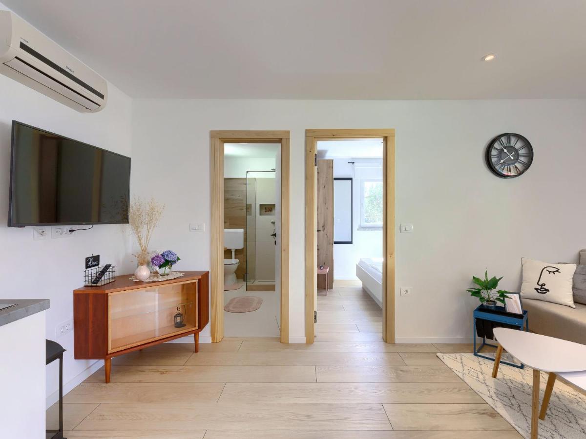 Holiday Home Laura By Interhome Pula Zewnętrze zdjęcie